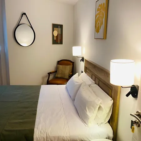 El Del Cesar Boutique, Aparcamiento Gratis بيت شباب ميريذا