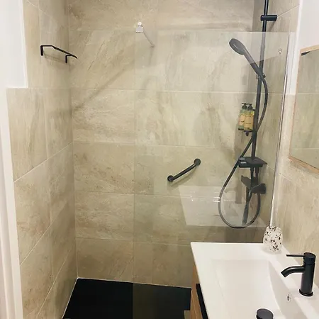 بيت شباب El Del Cesar Boutique, Aparcamiento Gratis *