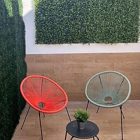 El Del César Boutique, Aparcamiento Gratis