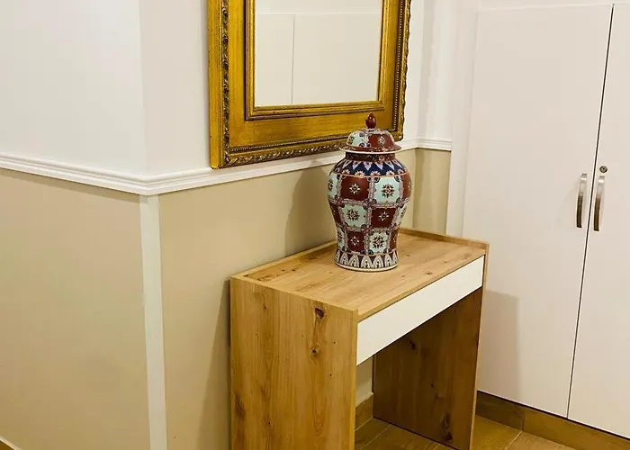 El Del Cesar Boutique, Aparcamiento Gratis